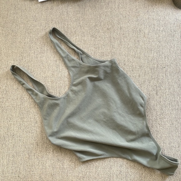 Los Angeles apparel - garment dye tank thong bodysuit - Picture 2 of 5